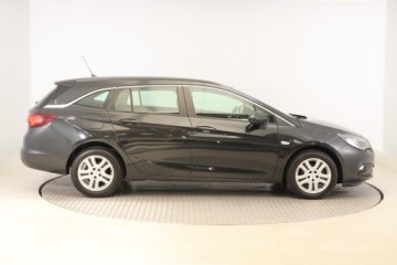 Opel Astra K Sports Tourer 1.4 Turbo 125KM 2016 Opel Astra 1.4 T, Klima, Klimatronic, Tempomat, zdjęcie 5