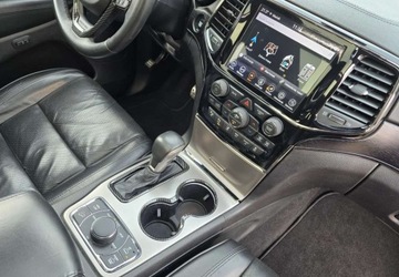 Jeep Grand Cherokee IV Terenowy Facelifting 2016 5.7 352KM 2019 Jeep Grand Cherokee Jeep Grand Cherokee 5.7 V8 HEMI 4WD Automatik Overland, zdjęcie 36