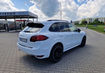 Porsche Cayenne II SUV 4.2 V8 382KM 2014 Porsche Cayenne S 4.2 Pneumatyka BOSE Panorama Kamera 4.1 Diesel 382KM, zdjęcie 6