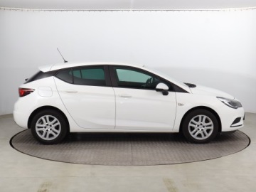 Opel Astra K Hatchback 5d 1.0 Turbo 105KM 2016 Opel Astra 1.0 Turbo, Klima, Klimatronic, zdjęcie 5