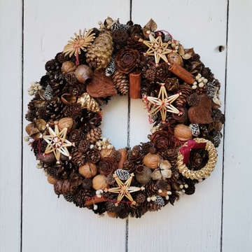 Венок-украшение венок 32 см, натуральные рождественские и праздничные шишки