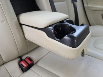 Volvo S60 II Sedan Facelifting 2.0 T5 DRIVE-E 245KM 2015 VOLVO S60 II Premium Plus T5, 2.0l benzyna 245KM Dokumentacja pochodzenia, zdjęcie 28