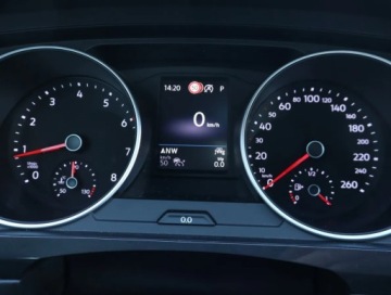 Volkswagen Tiguan II SUV Facelifting 2.0 TSI 190KM 2022 VW Tiguan 2.0 TSI, Salon Polska, 4X4, DSG, Navi, zdjęcie 10