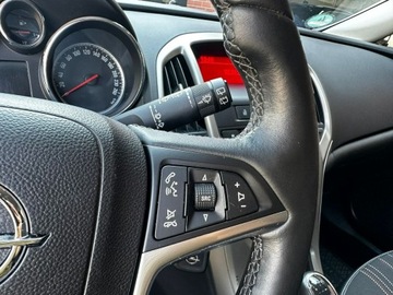Opel Astra J Hatchback 5d 1.4 Turbo ECOTEC 140KM 2012 Opel Astra 1.4-140KM Nowy silnik świeżo, zdjęcie 6