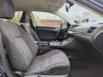 Lexus CT Hatchback 5d Facelifting 200h 136KM 2017 Lexus CT 1.8 Hybryda 136KM Prestige AT Kamera Tempomat Salon PL 1.8, zdjęcie 22