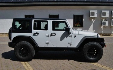 Jeep Wrangler III Unlimited Facelifting 3.6 V6 Pentastar 284KM 2017 Jeep Wrangler GWARANCJA, 2017r., 3.6 Benzyna, Automat, Po duzym serwisie,, zdjęcie 12