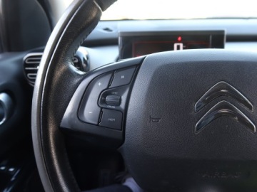 Citroen C4 Cactus Crossover 1.2 PureTech 110KM 2016 Citroen C4 Cactus 1.2 PureTech, Salon Polska, zdjęcie 17