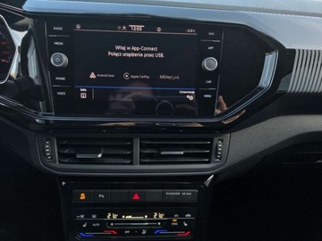 Volkswagen T-Cross SUV 1.5 TSI 150KM 2022 Volkswagen T-Cross FV23 DSG Pakiet stylistyczny Black Pakiety Zimowy - Tec, zdjęcie 15