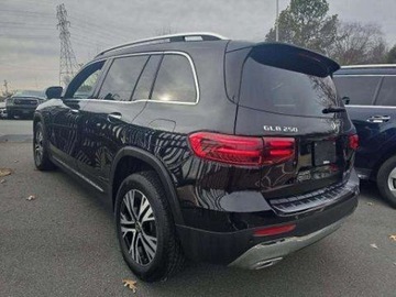 Mercedes GLB 2025 Mercedes-Benz GLB 250 2025 2.0 Benzyna 221KM, zdjęcie 2