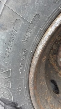 ЗАДНЯЯ ШИНА HANKOOK DH05 215/75 R.17,5 400 зл.