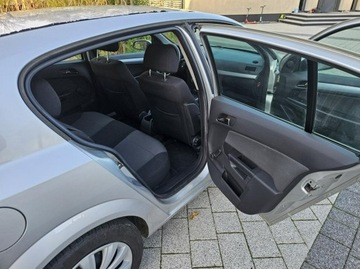 Opel Astra H Hatchback 5d 1.6 Twinport ECOTEC 105KM 2007 Opel Astra 1.6 105 km klima, elektryka, zadbany, zdjęcie 16