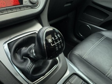 Ford Kuga I 2008 Ford Kuga 2.0TDCI 136KM 4x4 Titanium Pano Skóra, zdjęcie 15