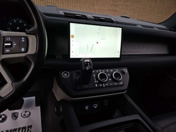 Land Rover Defender IV (L663) 2023 Land Rover Defender 130 SE 2023 3.0 Benzyna 395KM, zdjęcie 8
