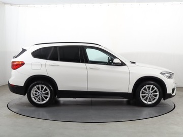BMW X1 F48 2018 BMW X1 sDrive18i, Salon Polska, Serwis ASO, zdjęcie 5