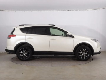 Toyota RAV4 IV MPV Facelifting 2.0 D-4D 143KM 2017 Toyota RAV 4 2.0 D-4D, Salon Polska, Skóra, Navi, zdjęcie 5