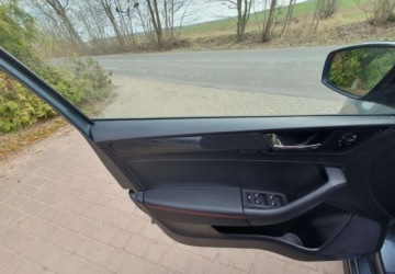 Skoda Rapid II Liftback Facelifting 1.4 TSI 125KM 2018 Skoda RAPID Skoda RAPID 1.4 TSI DSG Monte Carlo 1.4 Benzyna 125KM, zdjęcie 8