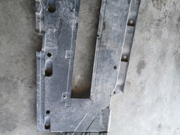 КРЫШКА ШАССИ AUDI A4 B6 ПРАВАЯ 8E0825208C