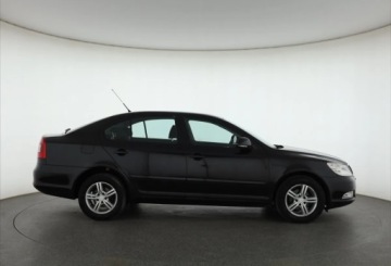 Skoda Octavia II Hatchback Facelifting 1.4 TSI 122KM 2010 Skoda Octavia 1.4 TSI, Salon Polska, Klima, zdjęcie 5