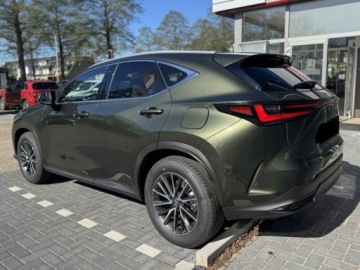 Lexus NX II SUV Facelifting 2.5 350h 200KM 2026 LEXUS NX 350h Prestige 2.5 Hybrid AWD Suv 200KM 2026, zdjęcie 3