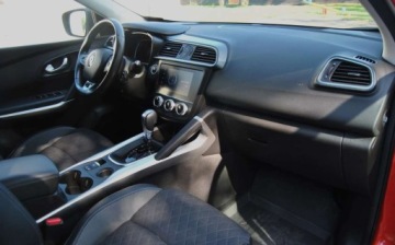 Renault Kadjar Crossover Facelifting 1.3 TCe 140 FAP 140KM 2021 Renault Kadjar GWARANCJA, 2021r, Benzyna, Automat, Bogate wyposazenie, Nis, zdjęcie 19