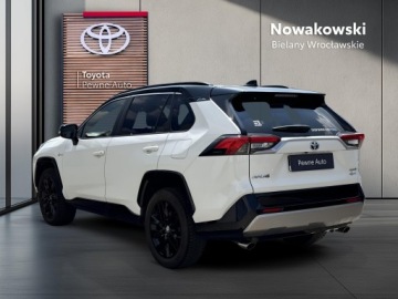 Toyota RAV4 V SUV 2.5 Hybrid Dynamic Force 218KM 2022 Toyota RAV4 2.5 Hybrid Selection 4x2 V (2018-) 2.5, zdjęcie 1