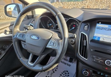 Ford Focus III Kombi Facelifting 1.0 EcoBoost 125KM 2017 Ford Focus Super Stan NAVI - Kamera - 114 Tkm - Zarejstrowany 125KM, zdjęcie 10