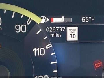 Land Rover Defender IV (L663) 2023 Land Rover Defender 130 X-Dynamic Se 2023 3.0l 3.0 Benzyna 395KM, zdjęcie 11