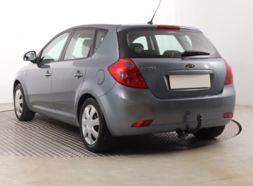 Kia Ceed I Hatchback 1.6 CRDi 115KM 2007 Kia Ceed 1.6 CRDi, Klima, Klimatronic, zdjęcie 3