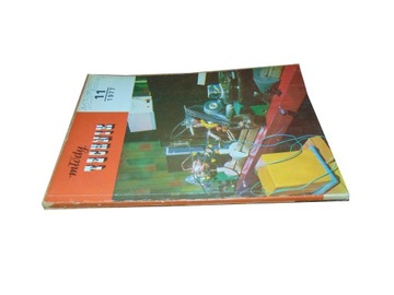 MŁODY TECHNIK nr 11 1977r