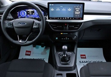Ford Focus IV Kombi Facelifting 1.0 EcoBoost 125KM 2024 Ford Focus 1.0 EcoBoost Hyb 125KM TitaniumX Pakiet Winter SalonPL FV23 Gwa, zdjęcie 15