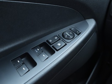 Hyundai Tucson III SUV 1.6 GDI 132KM 2016 Hyundai Tucson 1.6 GDI, Salon Polska, Serwis ASO, zdjęcie 12