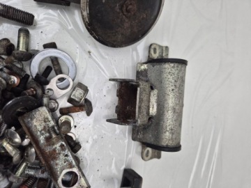 YAMAHA XJ6 F 09 - 16 ВИНТОВ КРЕПЛЕНИЯ РОГА МИКС