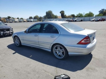 Mercedes Klasa C W204 2006 Mercedes-Benz Klasa C 55 AMG 2006 5.5l 5.5 Benzyna 362KM, zdjęcie 1
