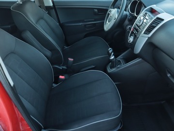 Kia Venga Mikrovan 1.4 DOHC CVVT 90KM 2010 Kia Venga 1.4 CVVT, Salon Polska, Klima, zdjęcie 8