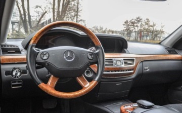 Mercedes Klasa S W221 Limuzyna 5.5 V8 (500) 388KM 2005 Mercedes-Benz Klasa S 5,5V8 (388KM) 5.5 Benzyna 388KM, zdjęcie 8