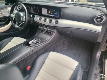 Mercedes Klasa E W213 Coupe 2.0 220d 194KM 2018 Mercedes-Benz Klasa E E220d 194KM 2018r 169Tys KmAmg-Line Multibeam Bezwyp, zdjęcie 13