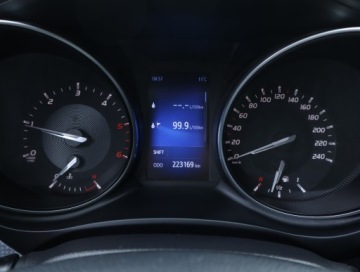 Toyota Avensis III Wagon Facelifting 2015 2.0 D-4D 143KM 2015 Toyota Avensis 2.0 D-4D, Salon Polska, Serwis ASO, zdjęcie 10