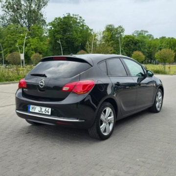 Opel Astra J GTC 1.4 100KM 2013 Opel Astra J 1.4 100KM Selection Manual, zdjęcie 24