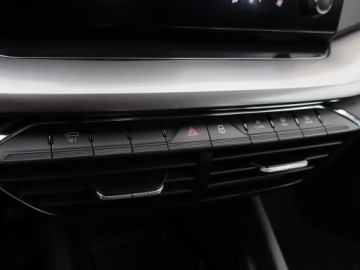 Skoda Octavia IV Liftback 1.0 TSI EVO 110KM 2021 Skoda Octavia 1.0 TSI, Salon Polska, Klima, zdjęcie 12