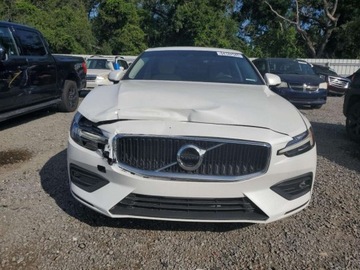 Volvo S60 III 2021 Volvo S60 T5 Momentum 2021 2.0l 2.0 Benzyna 250KM, zdjęcie 5