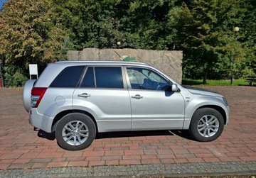 Suzuki Grand Vitara II SUV 1.9 DDiS 129KM 2008 Suzuki Grand Vitara 4X4 140 Tys km 1.9 Diesel 129KM, zdjęcie 5