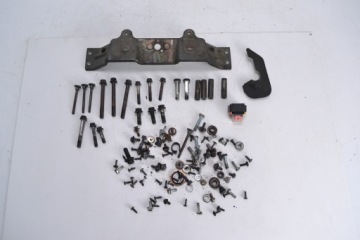 Śruby stelaż wypełnienie YAMAHA MAJESTY 125 125 07-13