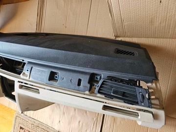 BMW 3 E90 E91 E92 E93 KONZOLA DESKA PACKET