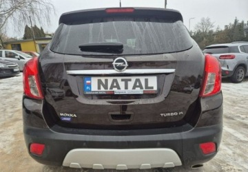 Opel Mokka I SUV 1.4 Turbo ECOTEC 140KM 2014 Opel Mokka 4x4 Super wersja Cosmo Zadbany 1.4 Benzyna 140KM, zdjęcie 2