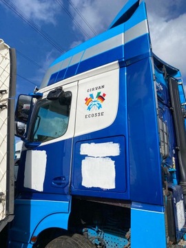 КАБИНА GIGA SPACE — MERCEDES ACTROS MP4 10 000 злотых нетто без рамы