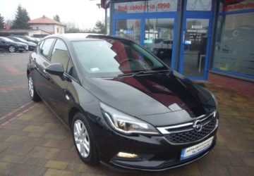 Opel Astra K Hatchback 5d 1.4 Turbo 125KM 2019 Opel Astra Opel Astra K Salon PL - serwis 1.4 Benzyna 125KM