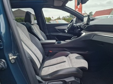 Peugeot 3008 II Plug-In Hybrid Facelifting 1.6 HYBRID4 300KM 2021 Peugeot 3008 GT Full 4x4, zdjęcie 25