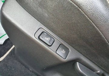 DS 4 I Hatchback Facelifting 2015 (Citroen) 1.2 PureTech 131KM 2015 Citroen DS4 Bezwypadkowy Masaze Nawigacja GetHelp 1.2 Benzyna, zdjęcie 18