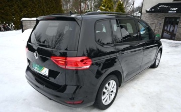 Volkswagen Touran III 1.6 TDI 115KM 2018 Volkswagen Touran 1,6 TDI 115 KM DSG FULL LED HIGH-LINE Alcantara Nawigacja, zdjęcie 7