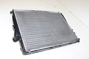 BMW 3 E46 SEDAN 318I M43 N42 CHLADIČ VODY IDEALNI